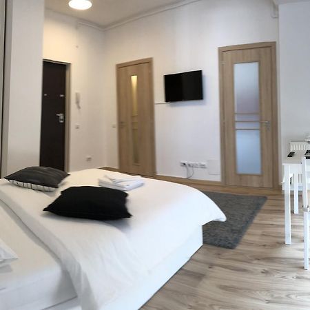 Studio Confort 3 Bucarest Esterno foto