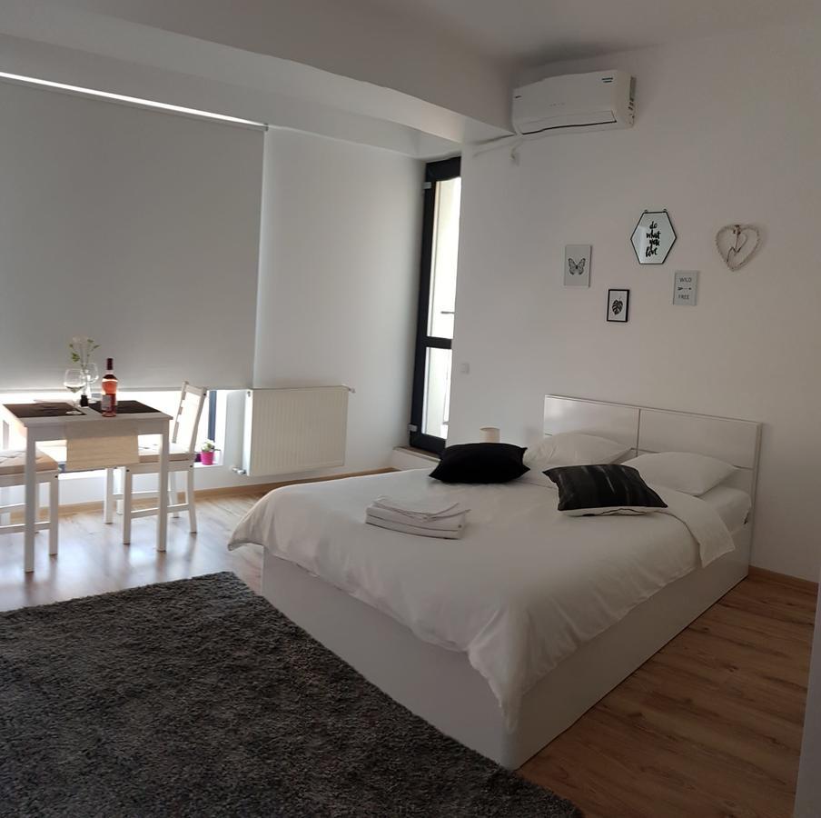 Studio Confort 3 Bucarest Esterno foto